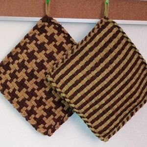 Never Alone Psalm 118:6 Set Of 2 Super Size Potholders NWT